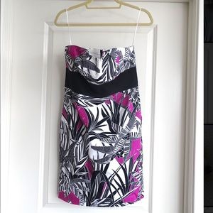 NWOT Trina Turk strapless dress size 6